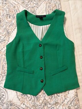 Green Women’s Sleeveless Vest Top - Unbranded